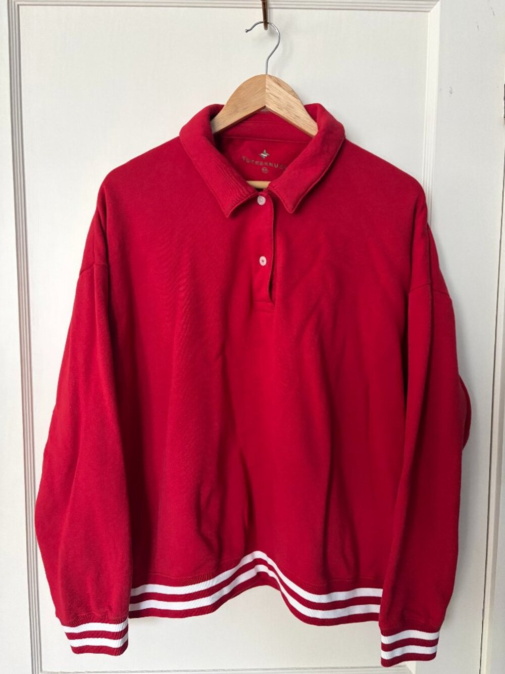Tuckernuck Women's Red Sweatshirt Size XXL with sporty trim